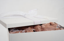 A Woman's Worth blush box